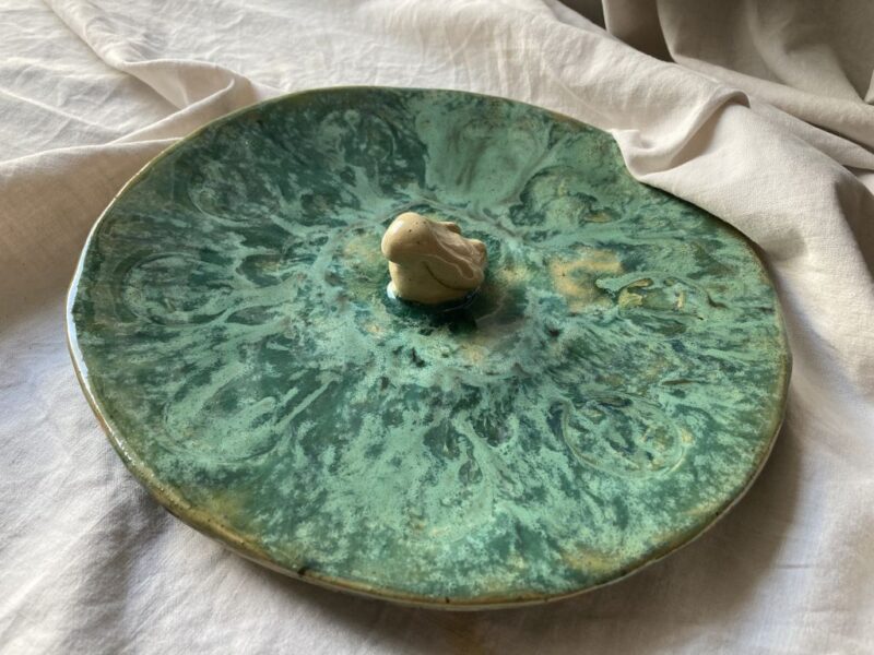 ceramiczny talerz z zającem